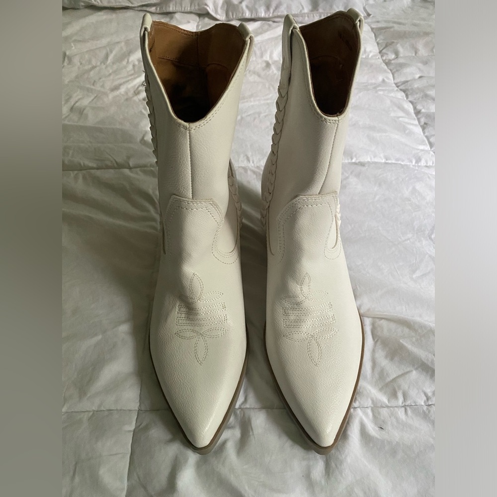 DV by Dolce Vita White Ankle Cowboy Boots